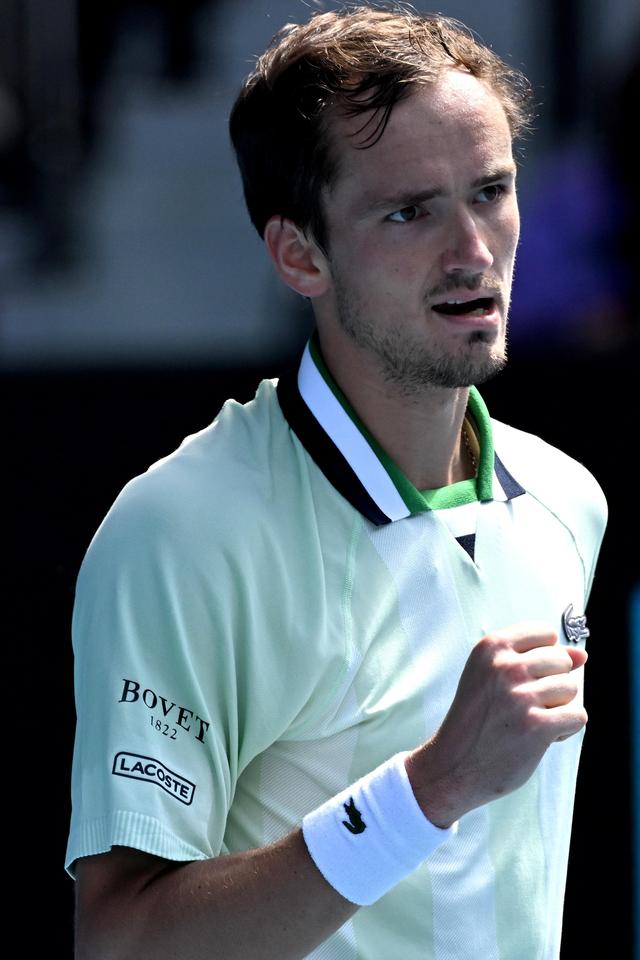 东契奇先是 东契奇先是