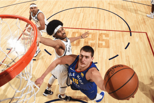 起伏不定 起伏不定